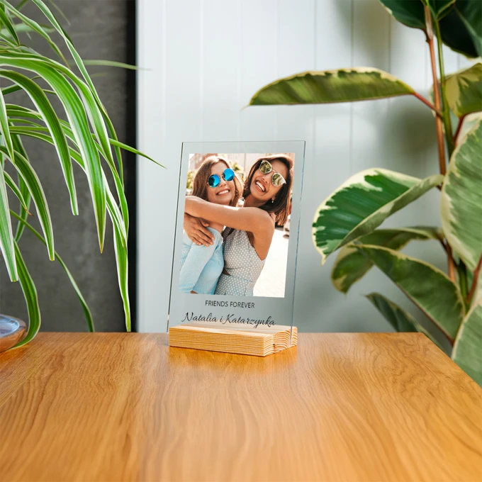 Statuetka podziękowanie dla przyjaciółki ze zdjęciem na szkle akrylowym 15x21 cm