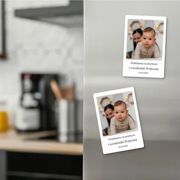 Foto magnes podziękowanie dla gości na roczek ze zdjęciem dziecka dla chłopca 7x10 cm wykończenie matowe