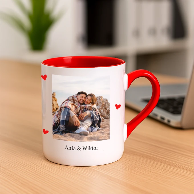 Kubek ze zdjęć na Walentynki dla zakochanych z imionami