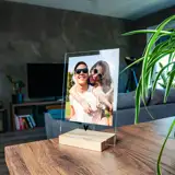 Ramka ze zdjęciem na szkle akrylowym dla zakochanych 15x21 cm