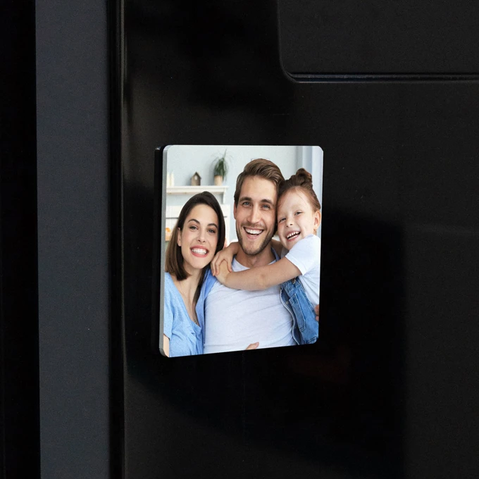 Magnes akrylowy ze zdjęciem na lodówkę kwadrat full foto
