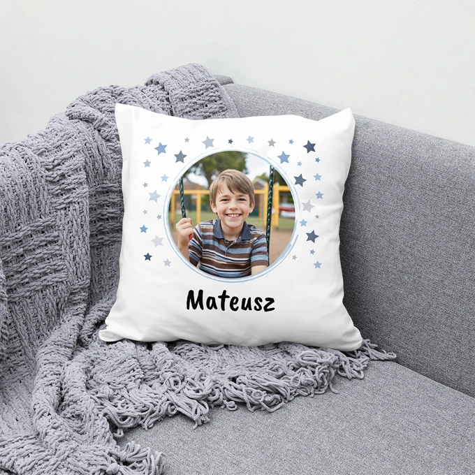 Poduszka ze zdjęciem i imieniem dla dziecka idealny prezent na Dzień Dziecka