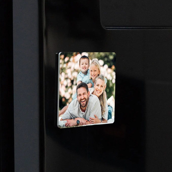 Magnes akrylowy ze zdjęciem na lodówkę kwadrat full foto