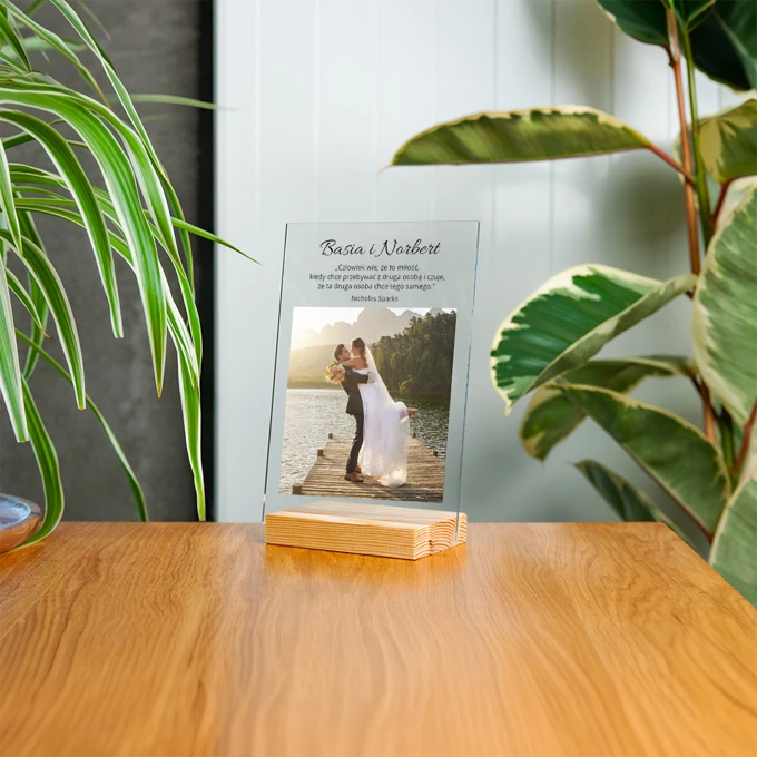 Statuetka ze zdjęciem na szkle prezent na ślub podziękowanie 15x21 cm