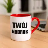 Kubek z własnym nadrukiem zdjęciem czerwony