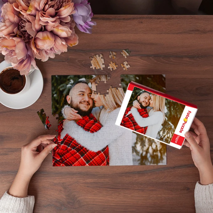 Puzzle ze zdjęcia zakochanych prezent na Walentynki dla Niej i dla Niego 252 elementy z pudełkiem