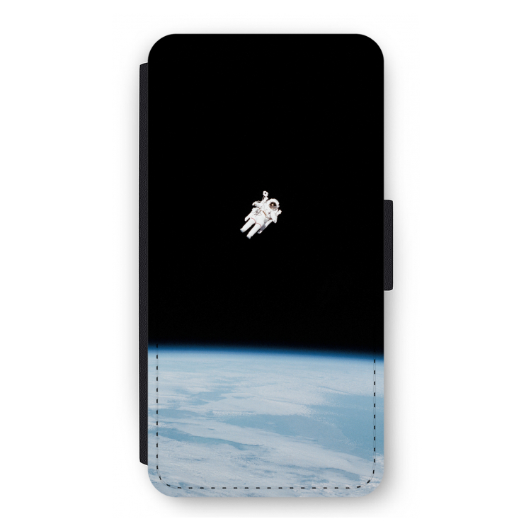 Alone in Space: iPhone 12 Flip Hoesje