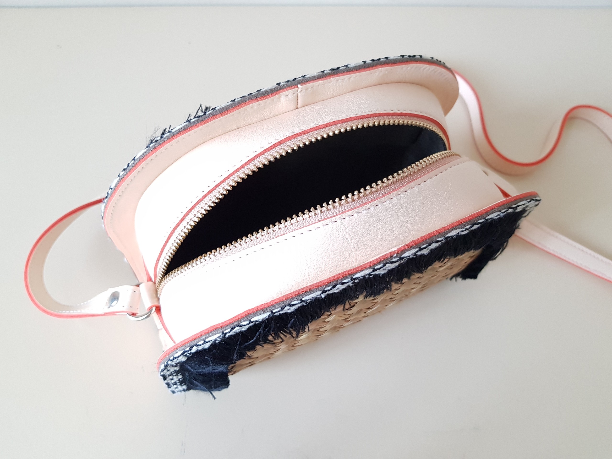 3c9e0a5d8273792d2062