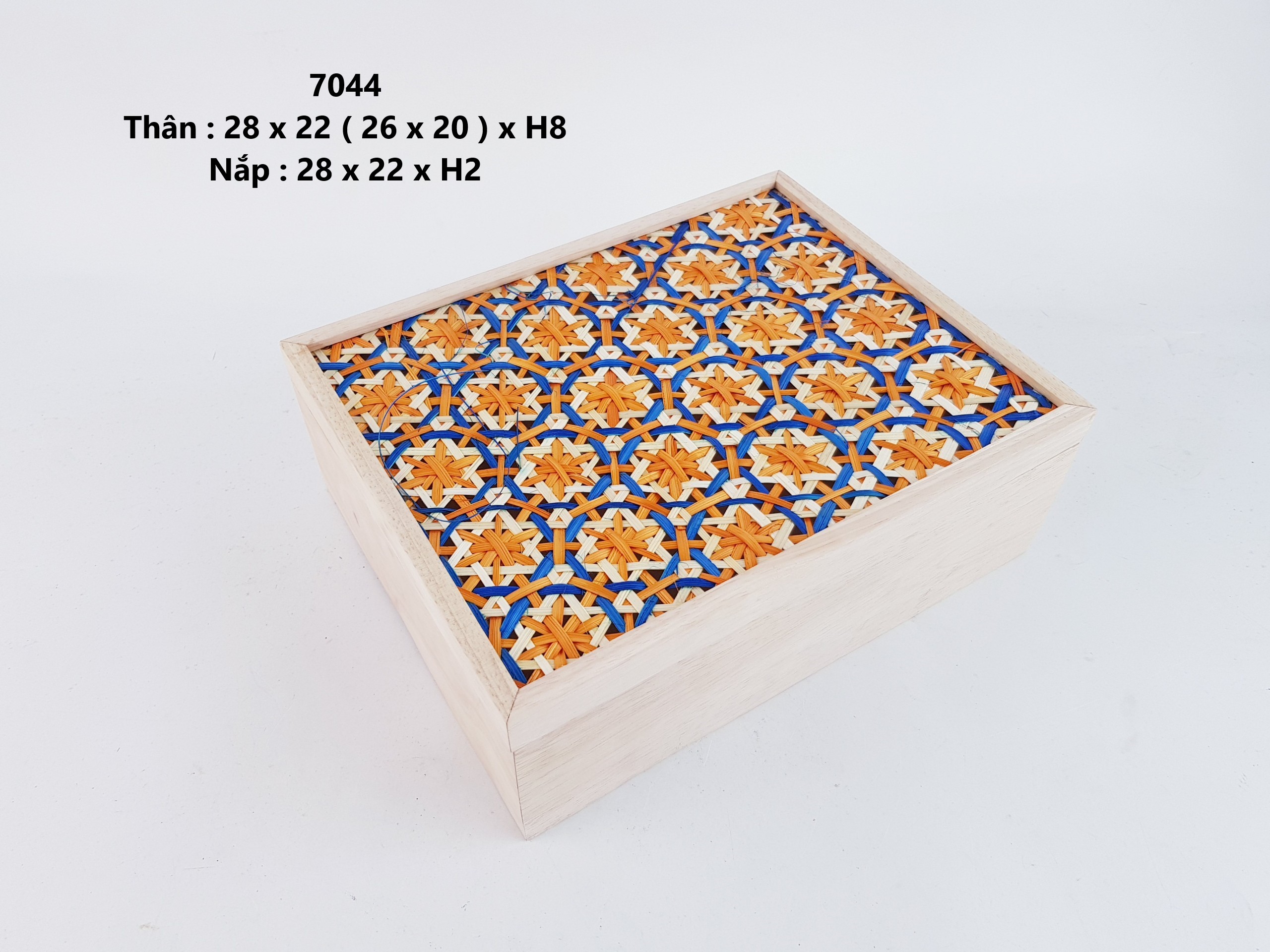 Hộp Quà Tre Đan - Image 3