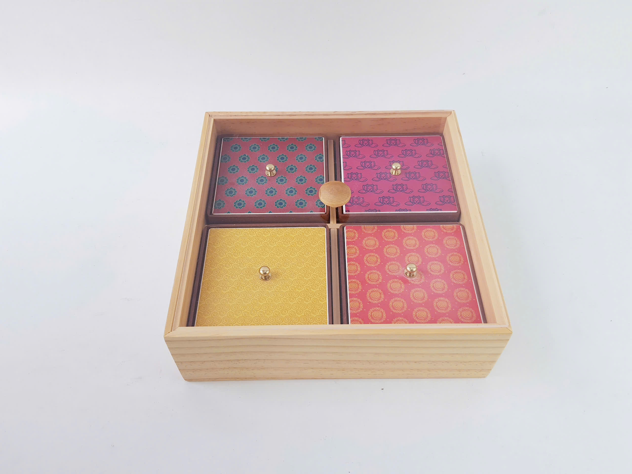 Hộp Quà Gỗ Nhiều Ngăn