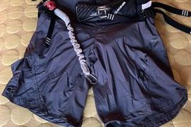 Kite Trapez Hose der Marke Dakine mit Leash