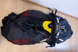 Kite-Set inklusive Kite-Schirm, Hüfttrapez, Safety-Leash, Bar und Boardsicherung
