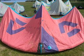 14m² Duotone Juice 2023 komplett mit TrustBar Quad Control 2023 12-24m