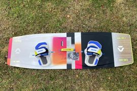 153 x 46,5 cm Duotone Spike 2024 komplett mit Finnen und Vario Combo 2024 -10% X-MAS-Special und Versandkosten frei