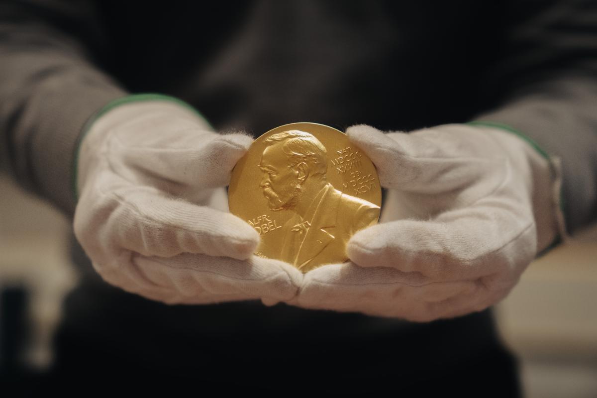 Nobelmingel på Tuve bibliotek