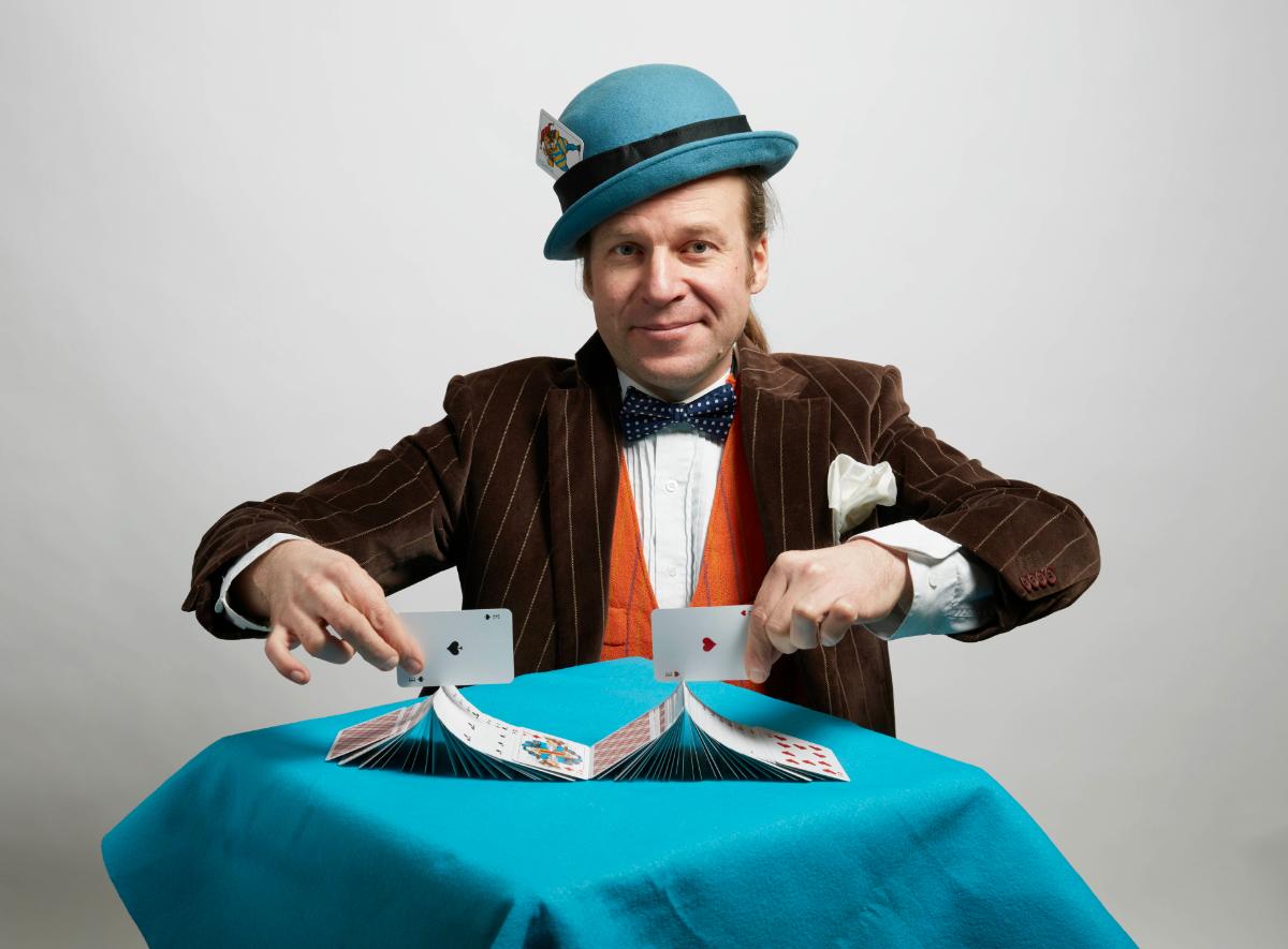 Joakim Keskinen -&nbsp;En spexig trollerishow