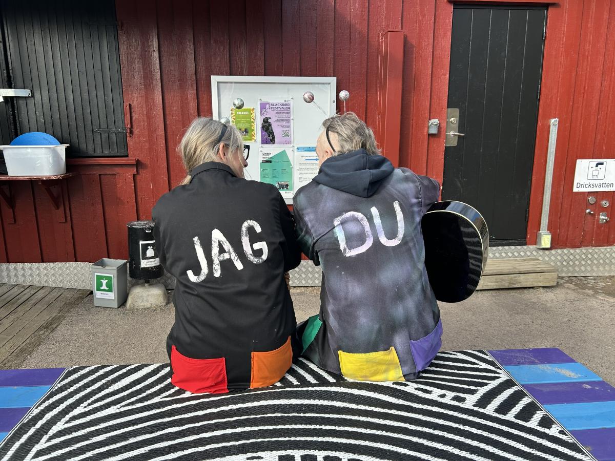Sångstund i positivparken