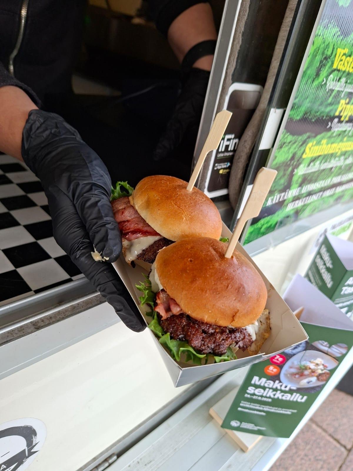 J&S Burger