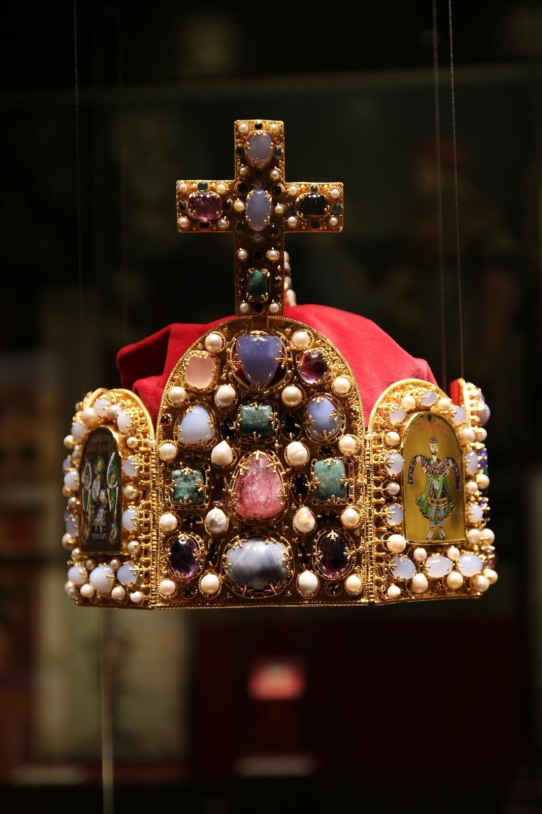 Secret mission imperial crown - guided tour for children