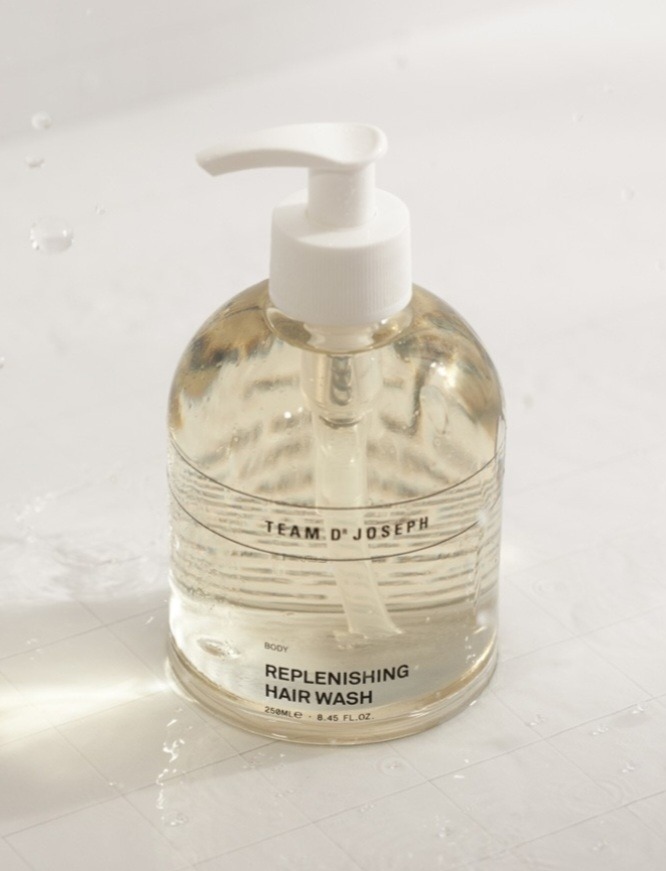 Team Dr Joseph
REPLENISHING HAIR WASH
