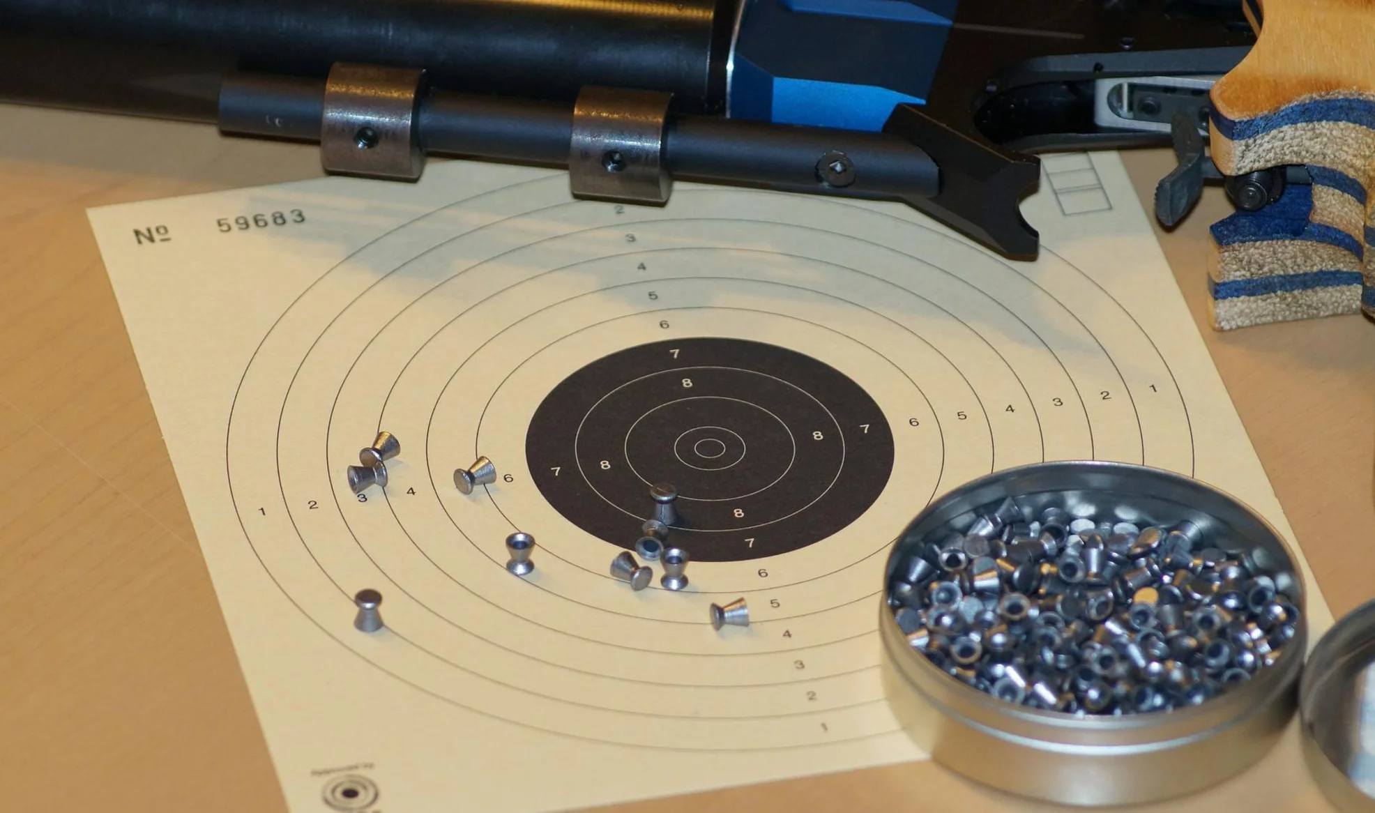 Air rifle shooting in the Inneralpbach shooting cellar