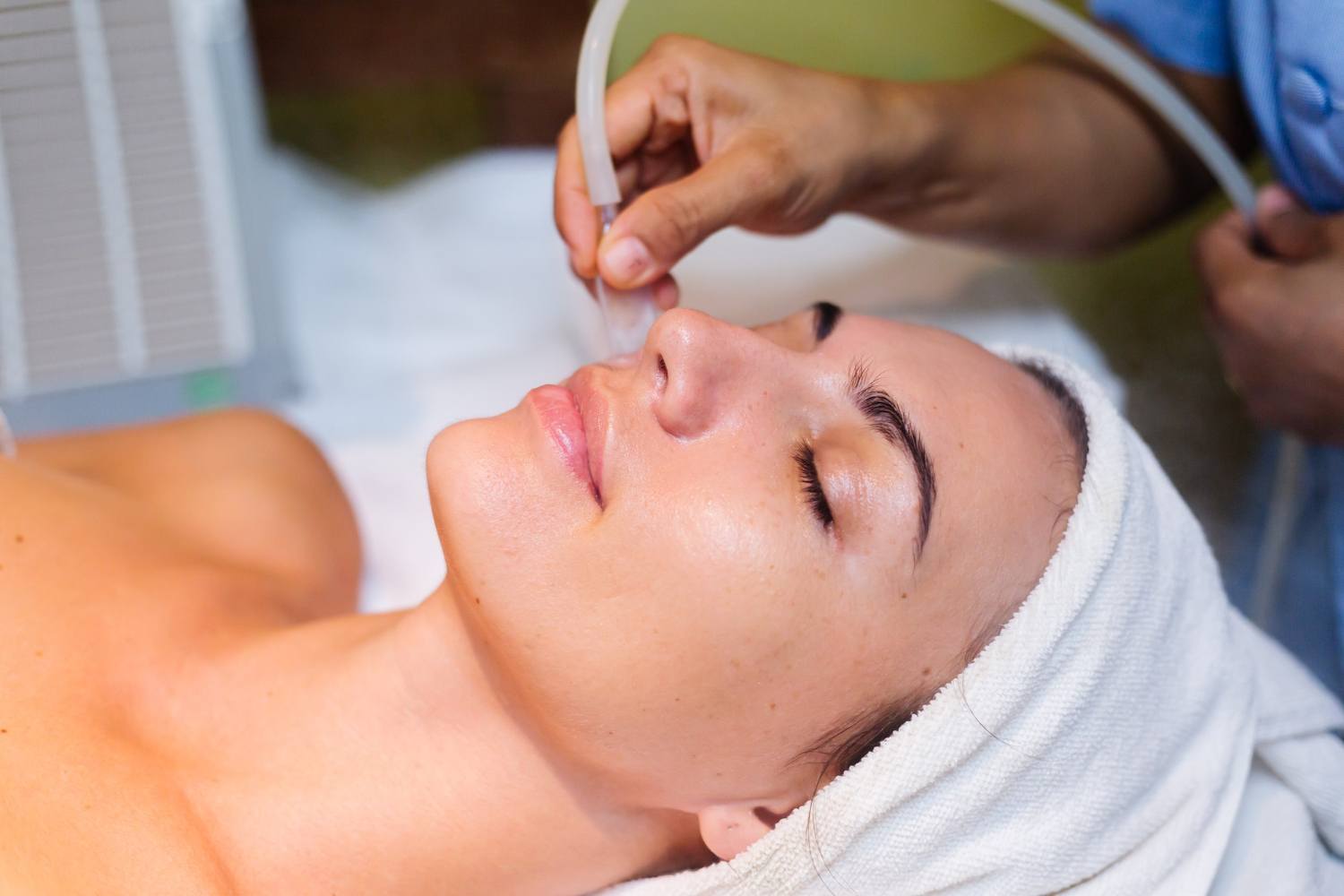 NEW: Bioenergetic facial lymphatic drainage