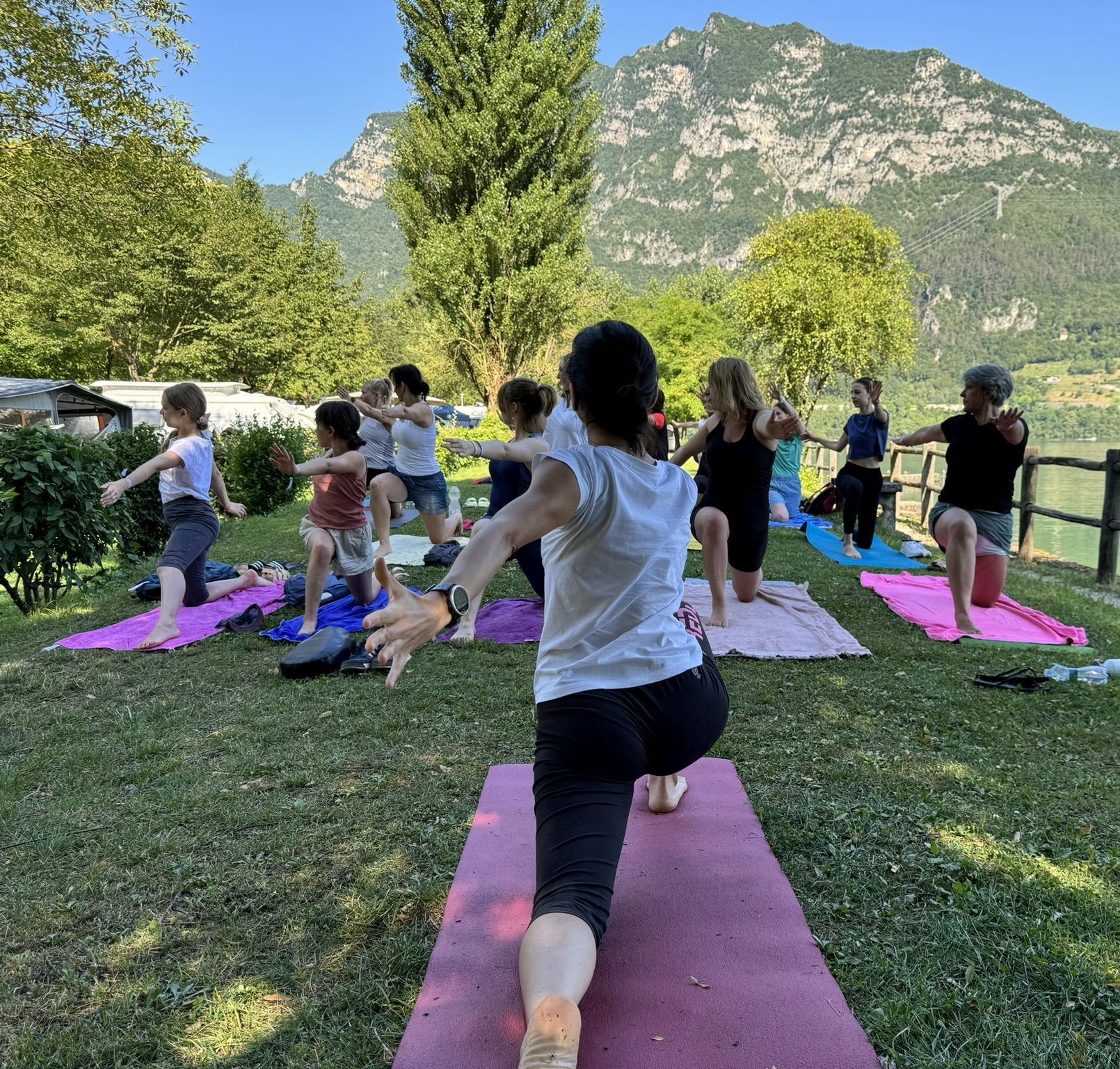 Corsi di yoga per i nostri ospiti