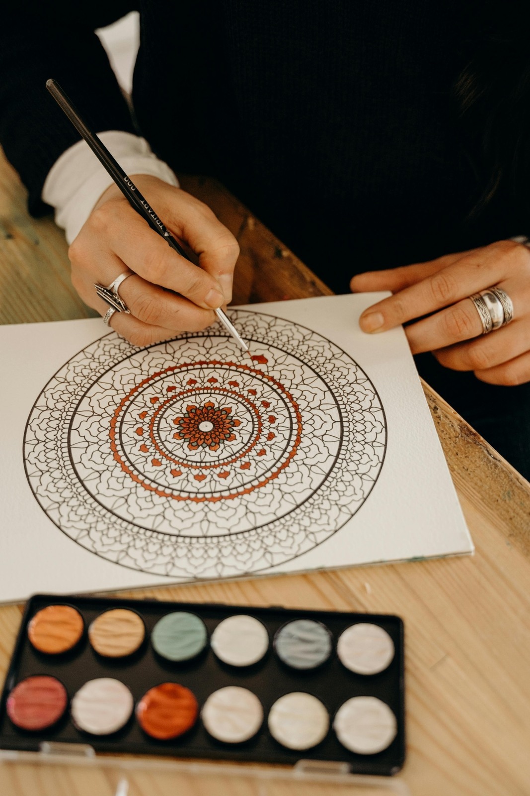 Nous colorions des images et des mandalas