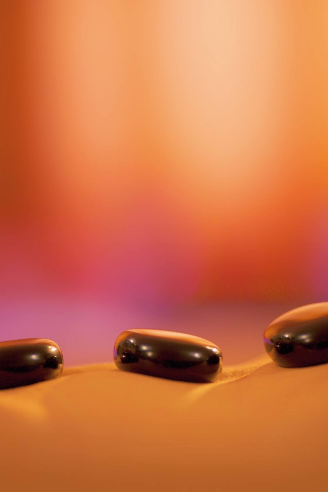 Massage mit Obsidianen