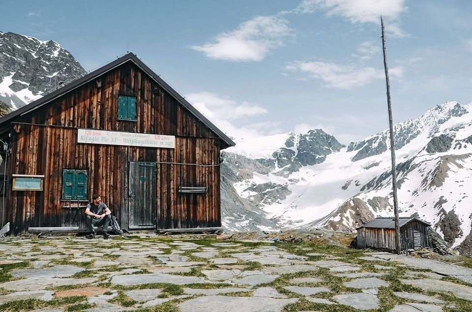 Weisskugelhütte 2,544m
