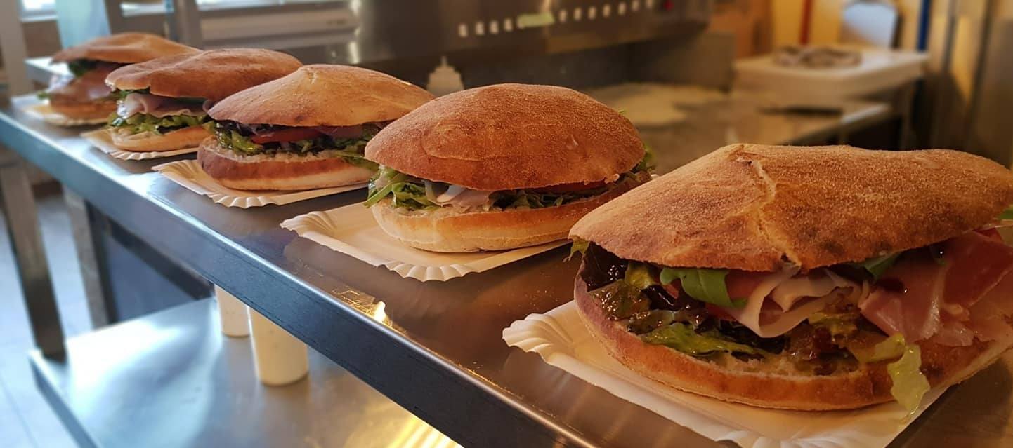 Pizza experience at AMICI: For true pizza lovers