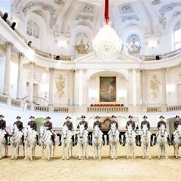 Spanish
Riding School