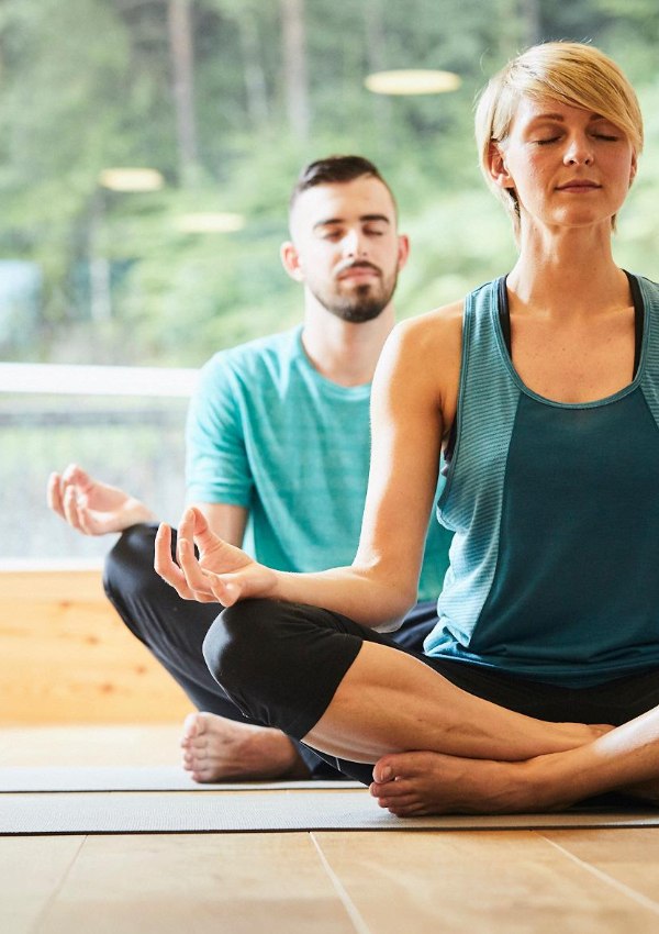 Meditation mit Waldblick. Mit Lisa