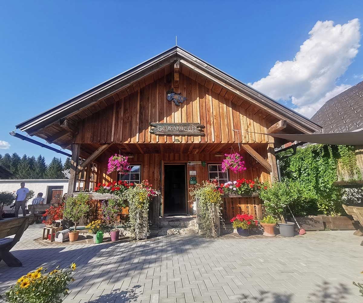 Schnapps hike Goaßhittn