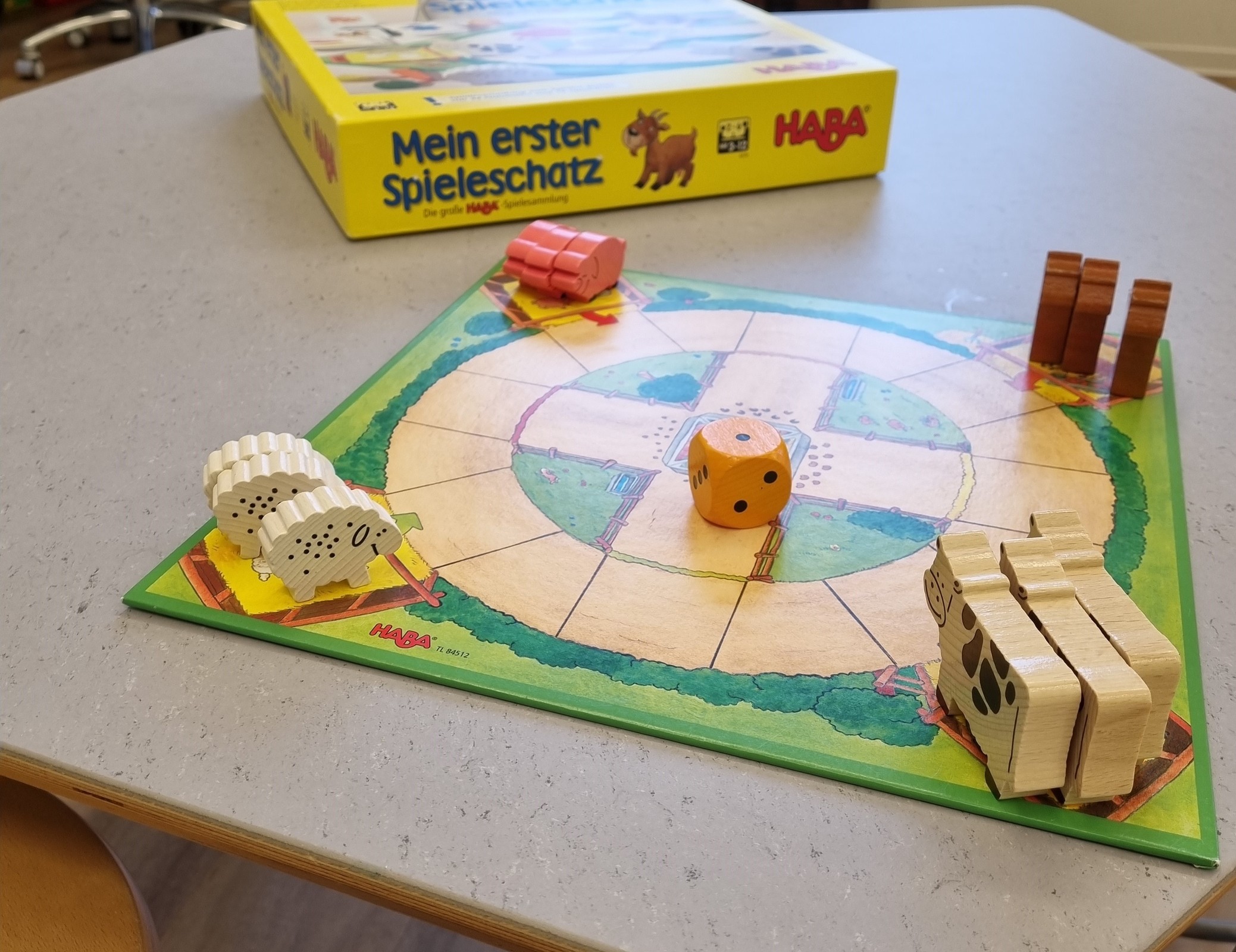 Freie Spielzeit im Kinderclub