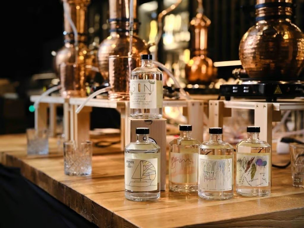 Gin-Making Workshop with Karakter Distillery