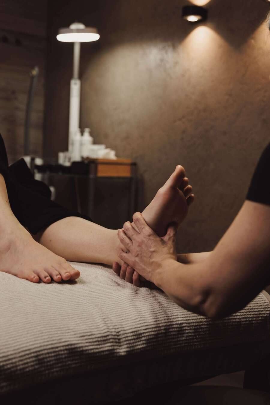 Foot / Foot reflexology