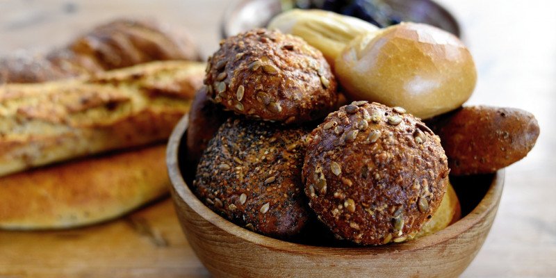 Bread roll service