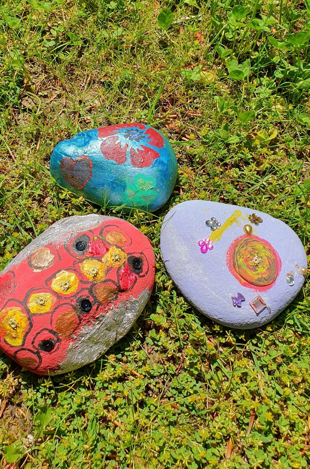 Painting stones with Claudia