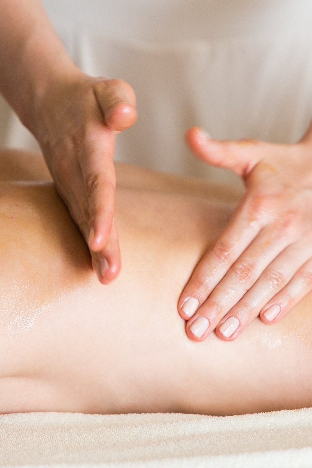 Relaxing massage to start your holiday ♀ ♂