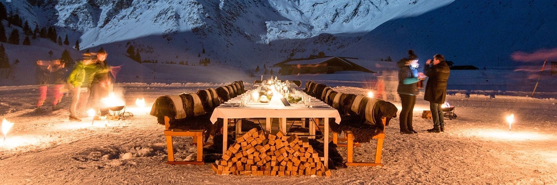 Full moon dinner