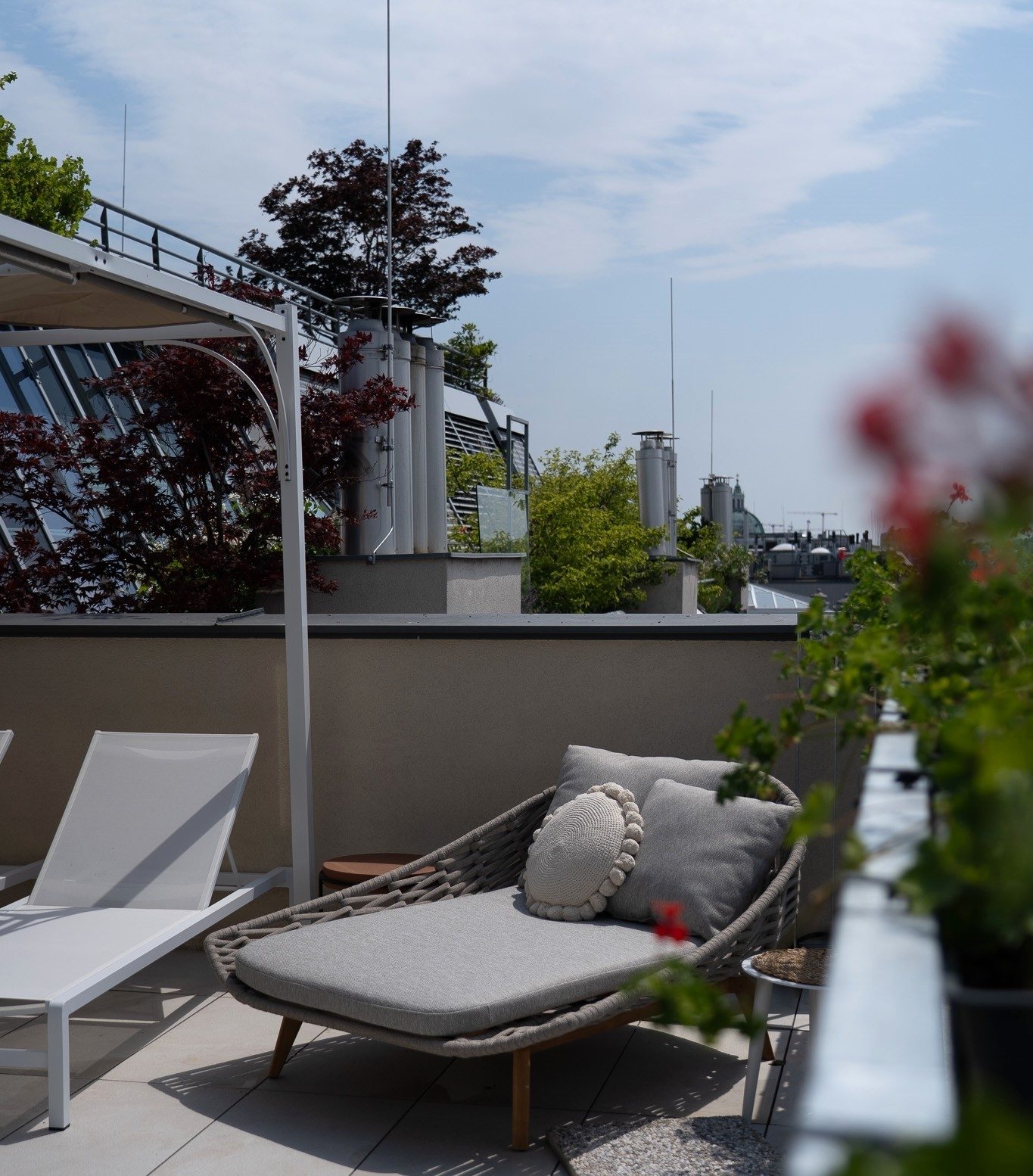 Rooftop Sauna & Brunch Experience