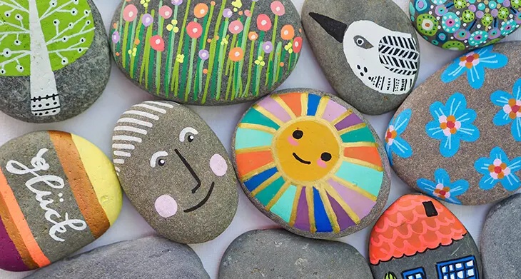 Painting stones
