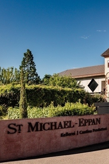 Wine tasting with the St. Michael Eppan winery
