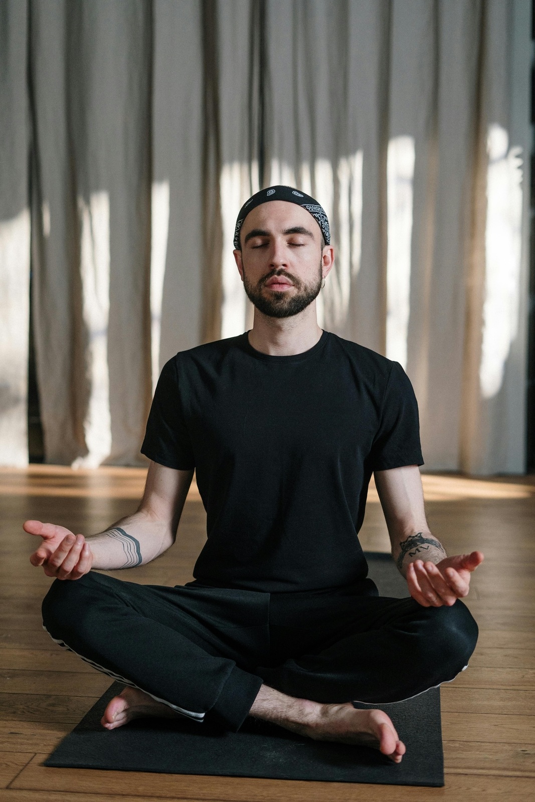 Yoga for men at ARLFLOW