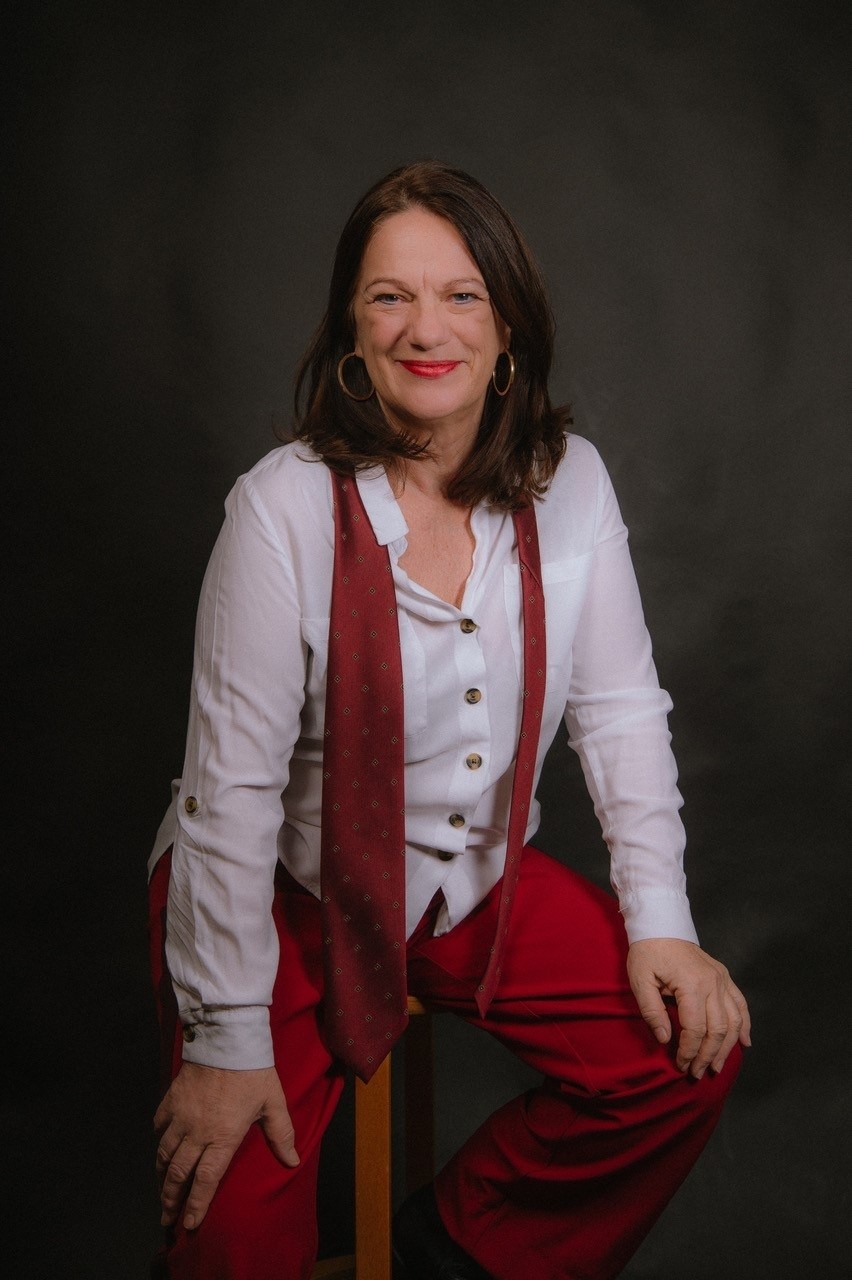 "Convince without words - is that possible? Yes. And how!" - Interactive lecture with bestselling author, coach & "gait analyst" Andrea Latritsch-Karlbauer *
