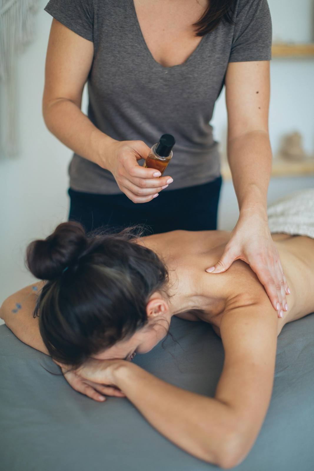 Aromatic oil massage