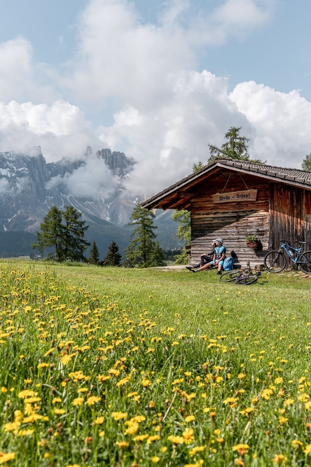 Farm tour Karersee image