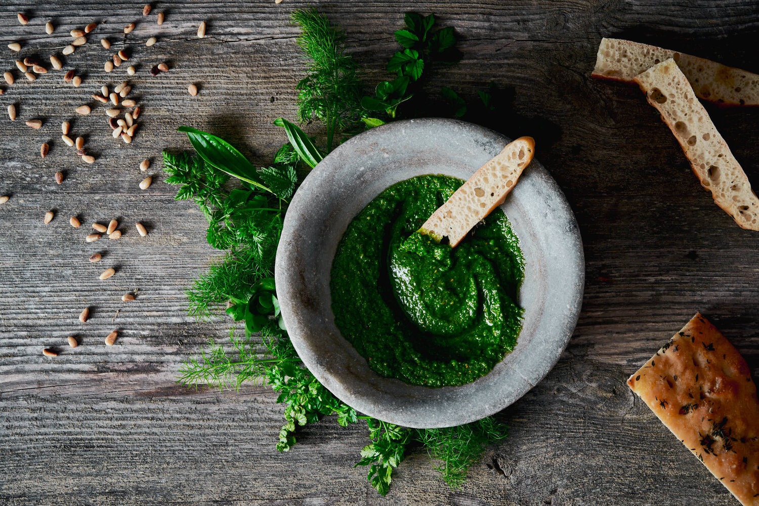 Wildkräuter kennen lernen und Pesto herstellen