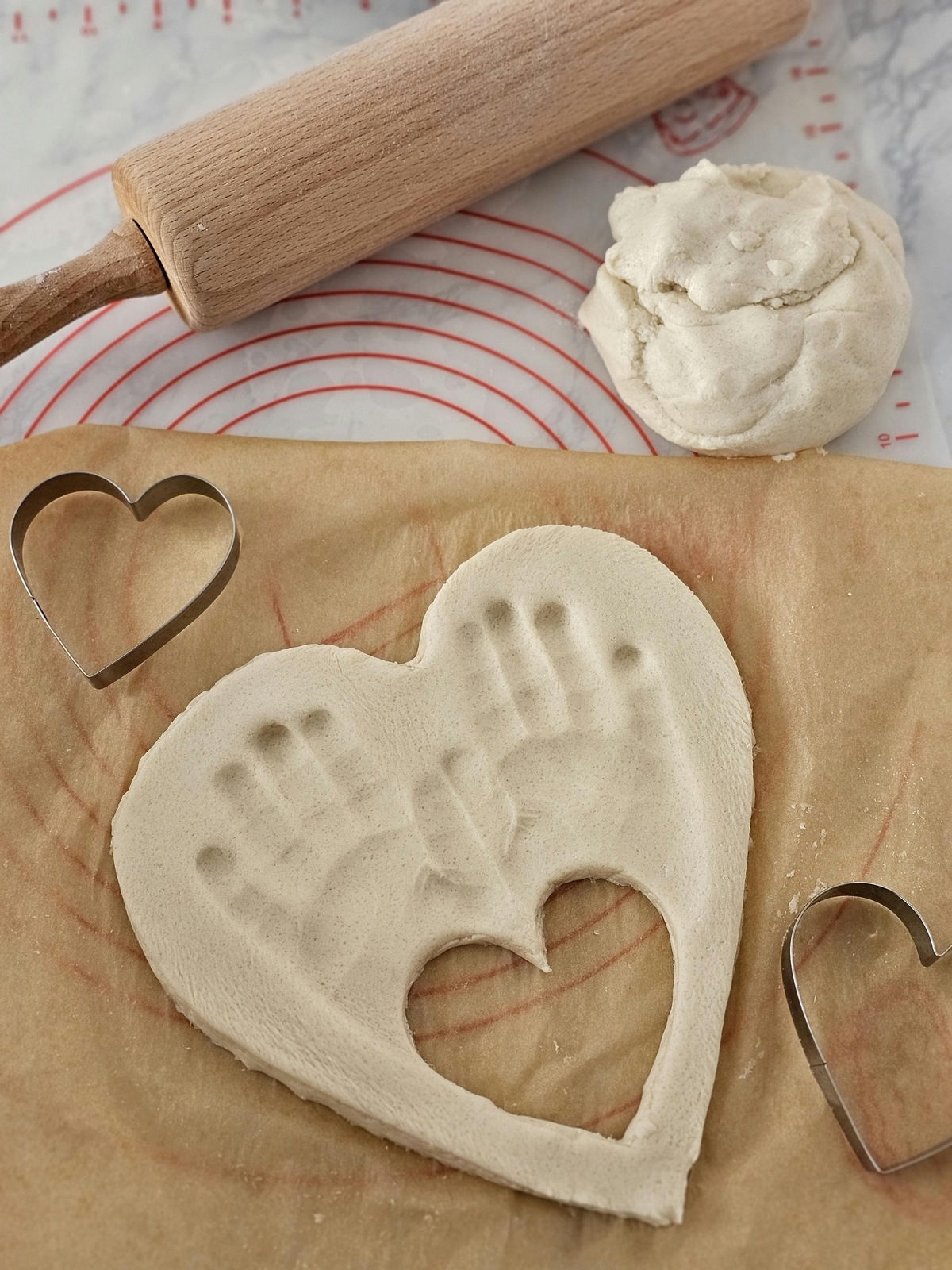Creative workshop: we shape and craft with salt dough